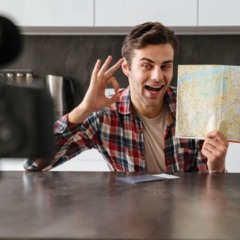 Como transformar ideias em vídeos de viagem com o poder do criador de vídeos IA da Adobe